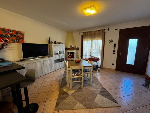 casa indipendente in vendita a Piove di Sacco in zona Corte