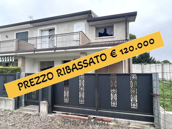 casa indipendente in vendita a Piove di Sacco in zona Corte