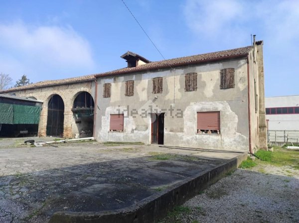 casa indipendente in vendita a Piove di Sacco