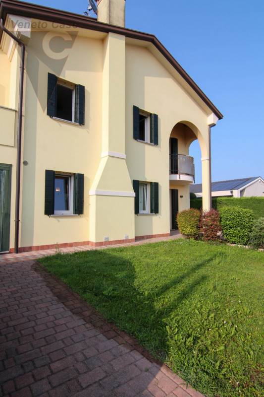 casa indipendente in vendita a Piove di Sacco