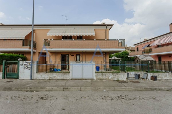 appartamento in vendita a Piove di Sacco in zona Tognana