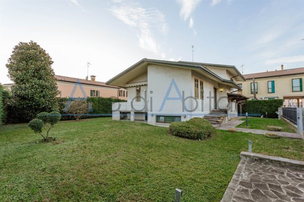 casa indipendente in vendita a Piove di Sacco
