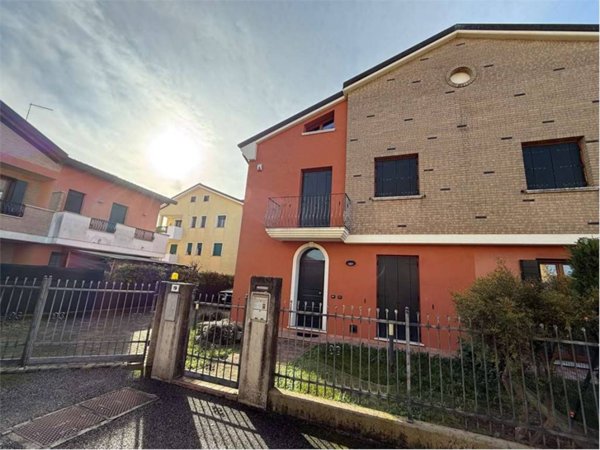 casa indipendente in vendita a Piove di Sacco