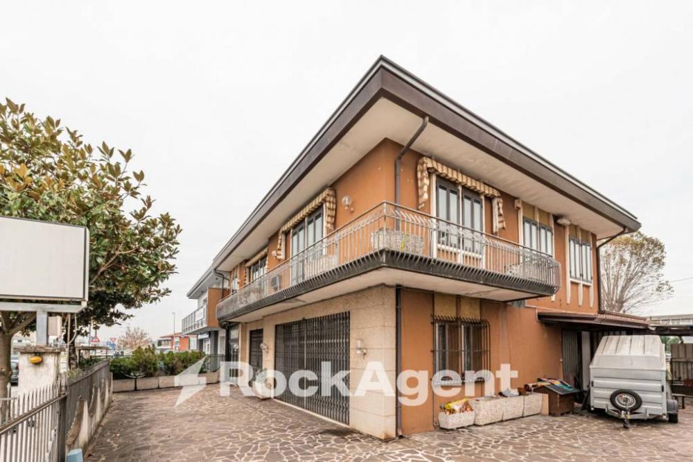 negozio in vendita a Piove di Sacco