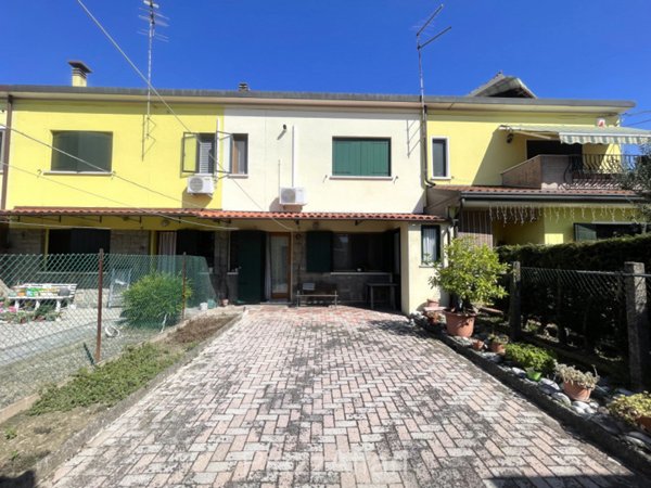 casa indipendente in vendita a Piove di Sacco