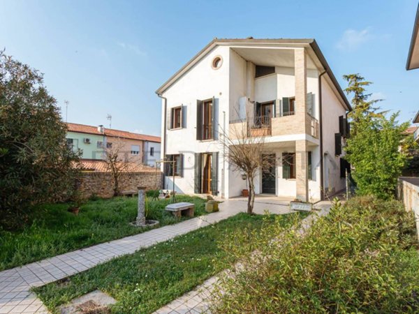 casa indipendente in vendita a Piove di Sacco