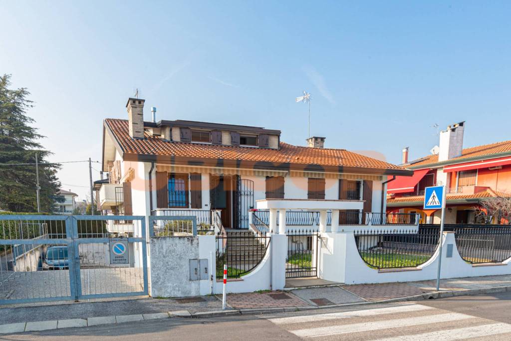 casa indipendente in vendita a Piove di Sacco