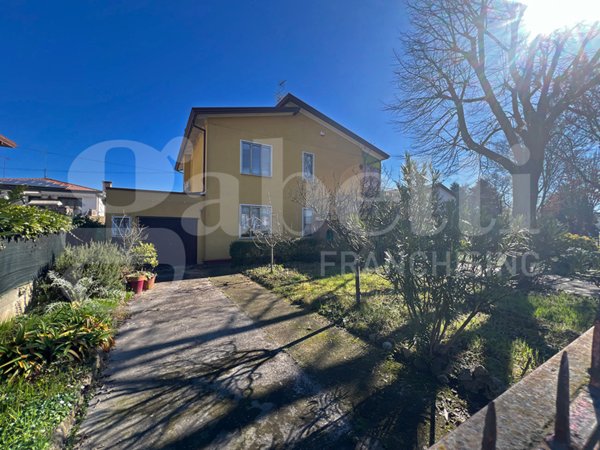 casa indipendente in vendita a Piove di Sacco