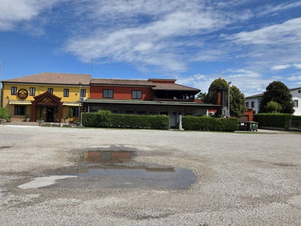 negozio in vendita a Piove di Sacco