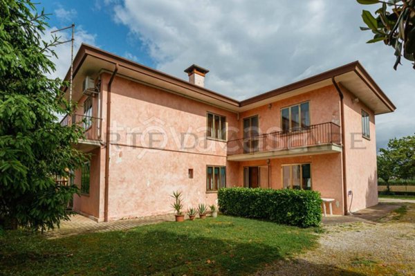 casa indipendente in vendita a Piove di Sacco