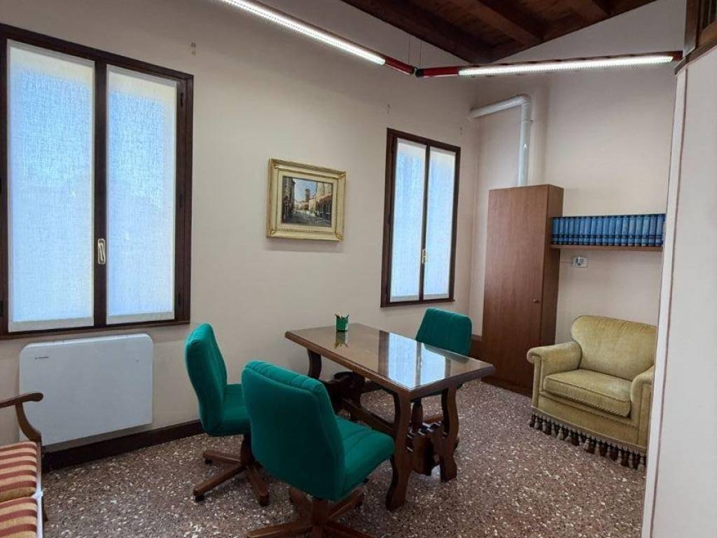 ufficio in vendita a Piove di Sacco