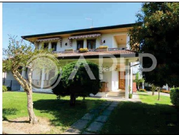 casa indipendente in vendita a Piove di Sacco in zona Corte