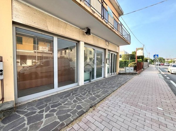 negozio in vendita a Polverara