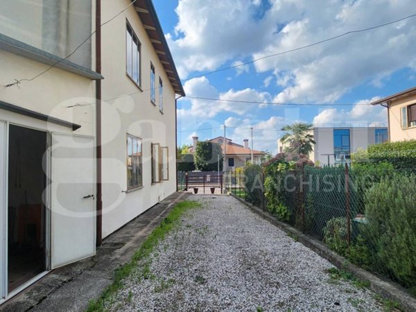 casa indipendente in vendita a Polverara