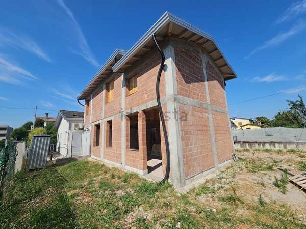 appartamento in vendita a Polverara