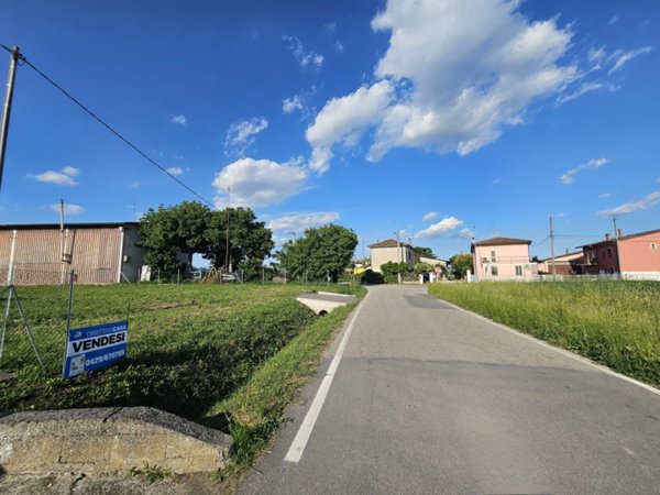 terreno edificabile in vendita a Ponso