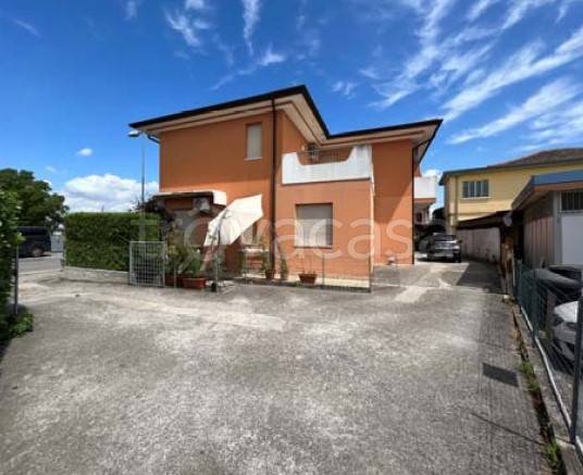 casa indipendente in vendita a Pontelongo