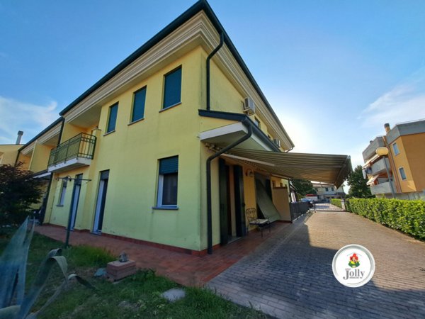 casa indipendente in vendita a Pontelongo