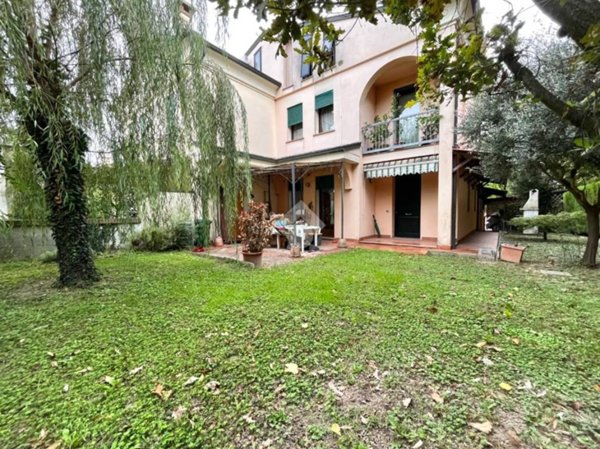 casa indipendente in vendita a Pontelongo