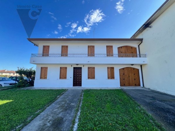 casa indipendente in vendita a Pontelongo