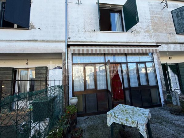 casa indipendente in vendita a Pontelongo