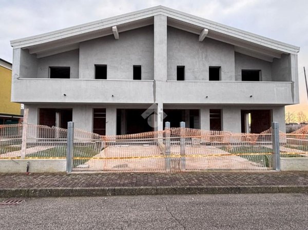 casa indipendente in vendita a Pontelongo