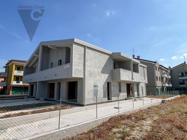 casa indipendente in vendita a Pontelongo