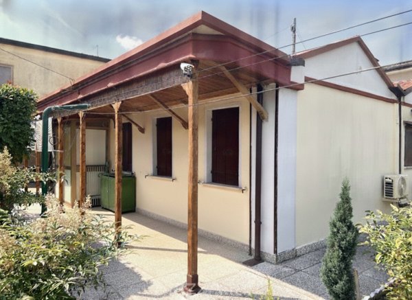 casa indipendente in vendita a Pontelongo