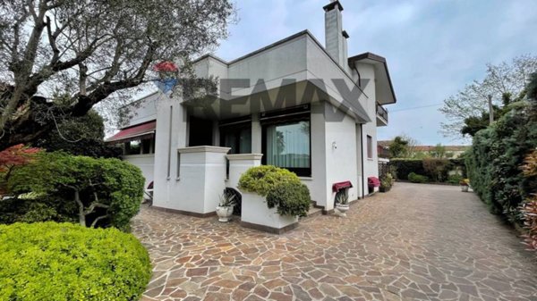 casa indipendente in vendita a Pontelongo