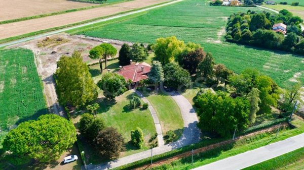 casa indipendente in vendita a Pontelongo