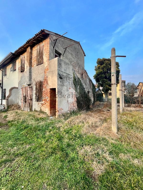 appartamento in vendita a Ponte San Nicolò in zona Roncaglia