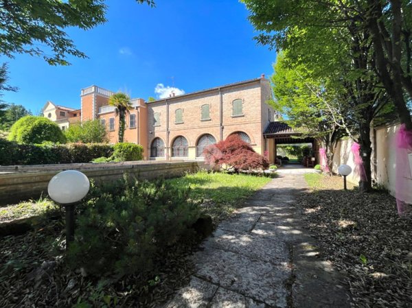 casa indipendente in vendita a Ponte San Nicolò in zona Roncaglia