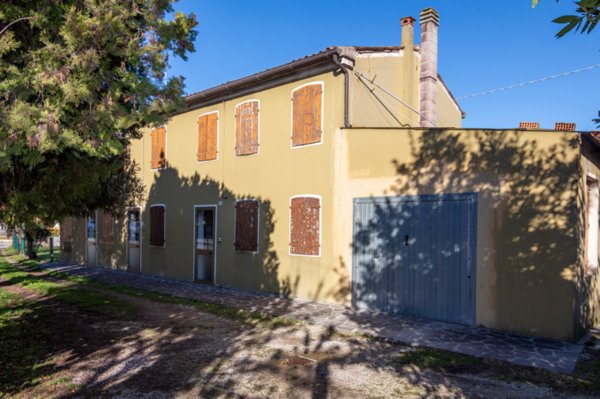casa indipendente in vendita a Ponte San Nicolò in zona Roncaglia