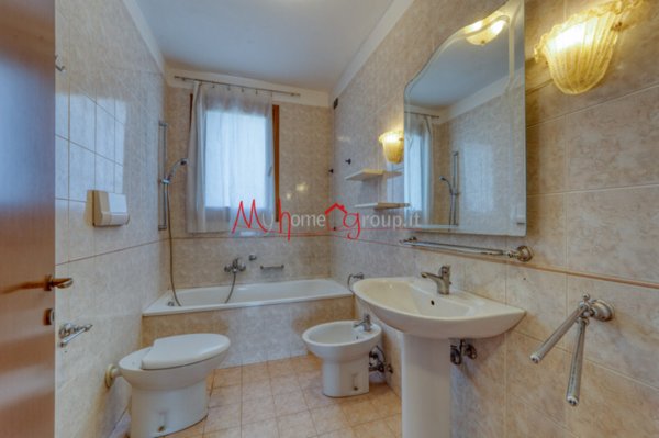appartamento in vendita a Ponte San Nicolò in zona Roncajette
