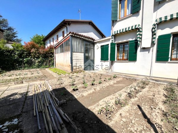 casa indipendente in vendita a Ponte San Nicolò