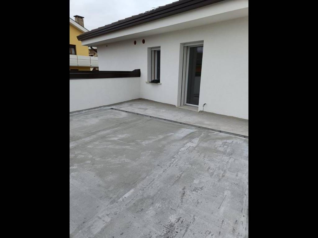 appartamento in vendita a Ponte San Nicolò in zona Roncaglia