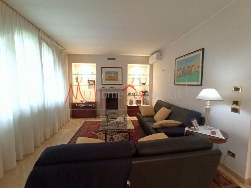 casa indipendente in vendita a Ponte San Nicolò in zona Roncaglia