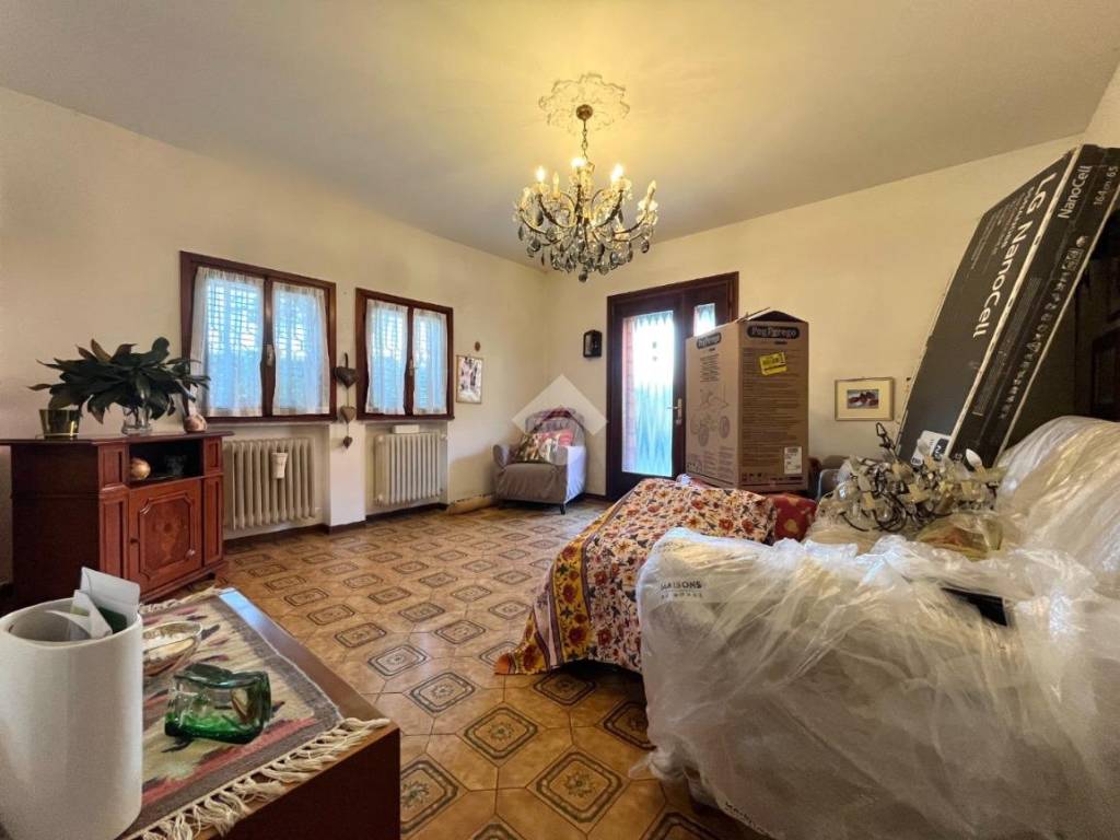 appartamento in vendita a Ponte San Nicolò in zona Roncaglia