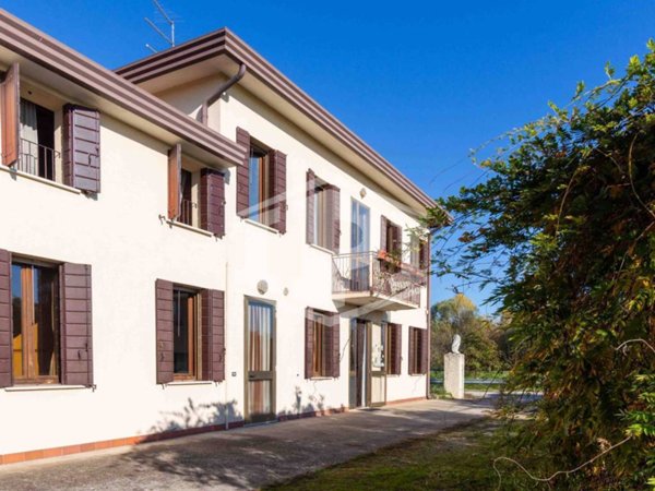 casa indipendente in vendita a Ponte San Nicolò