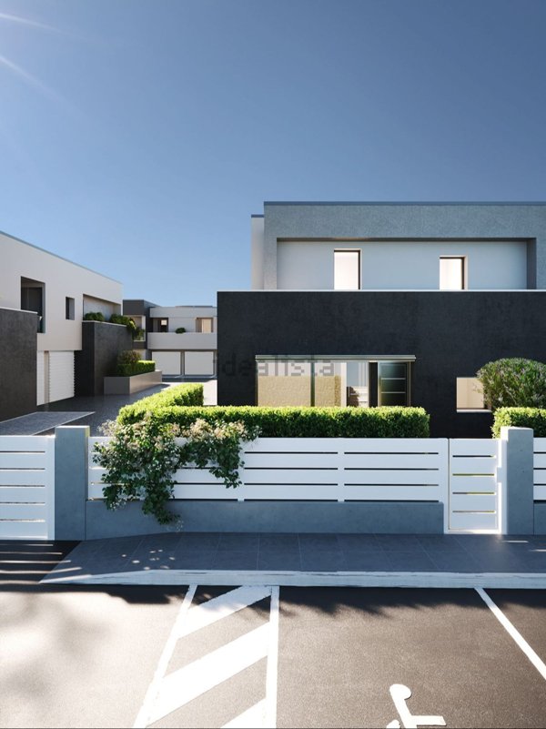 casa indipendente in vendita a Ponte San Nicolò in zona Rio