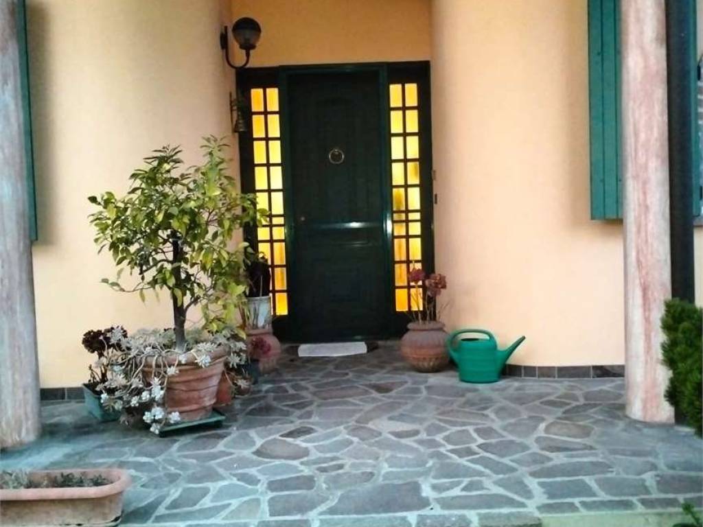 casa indipendente in vendita a Ponte San Nicolò in zona Roncaglia