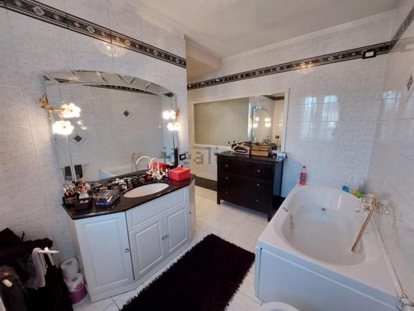 casa indipendente in vendita a Ponte San Nicolò in zona Roncaglia