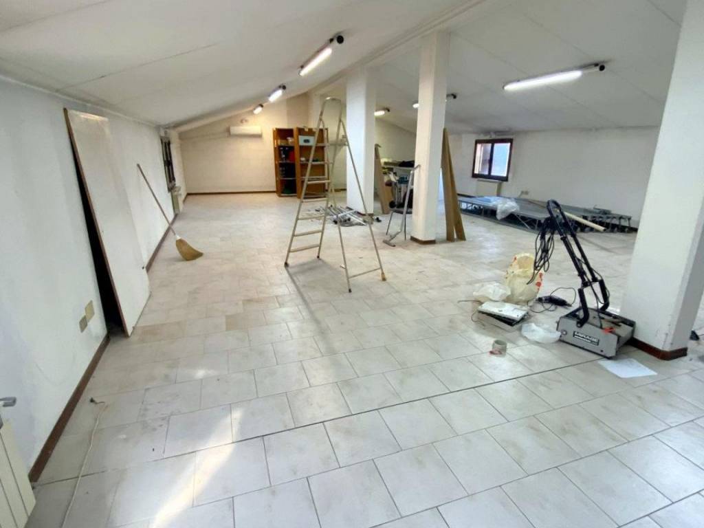 attico in vendita a Ponte San Nicolò in zona Roncaglia