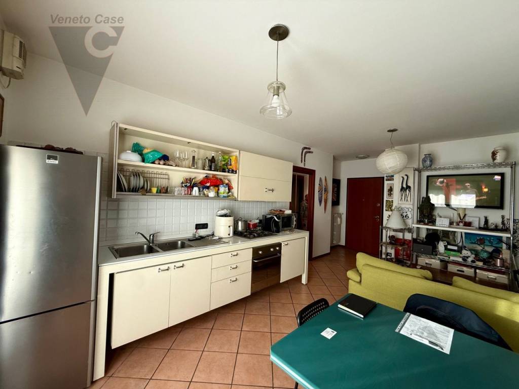 appartamento in vendita a Ponte San Nicolò in zona Roncaglia