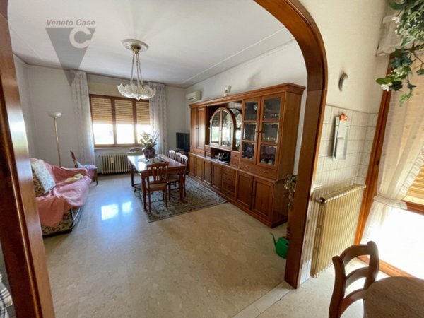 casa indipendente in vendita a Ponte San Nicolò in zona Roncaglia