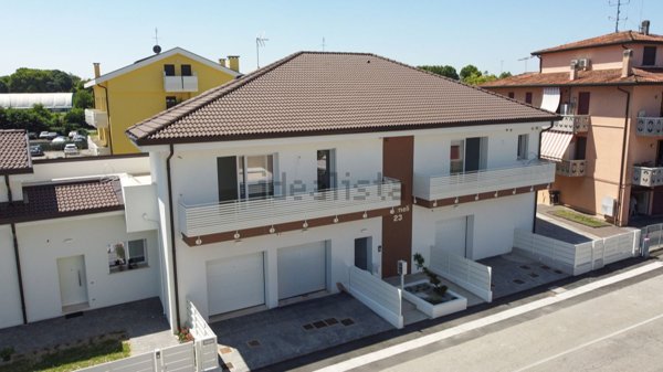 appartamento in vendita a Ponte San Nicolò in zona Roncaglia