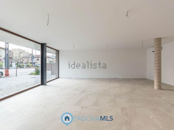 negozio in vendita a Ponte San Nicolò