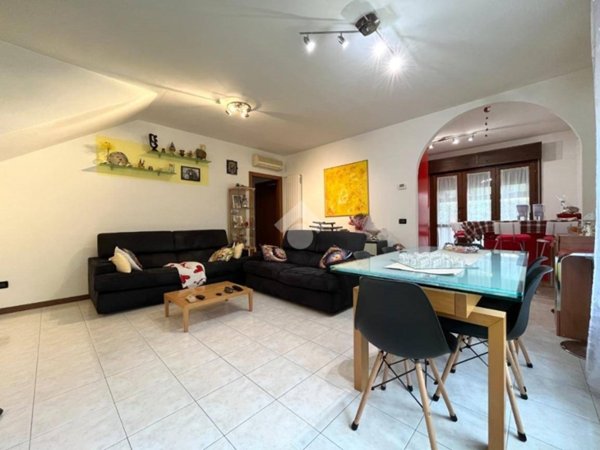 appartamento in vendita a Ponte San Nicolò in zona Roncaglia