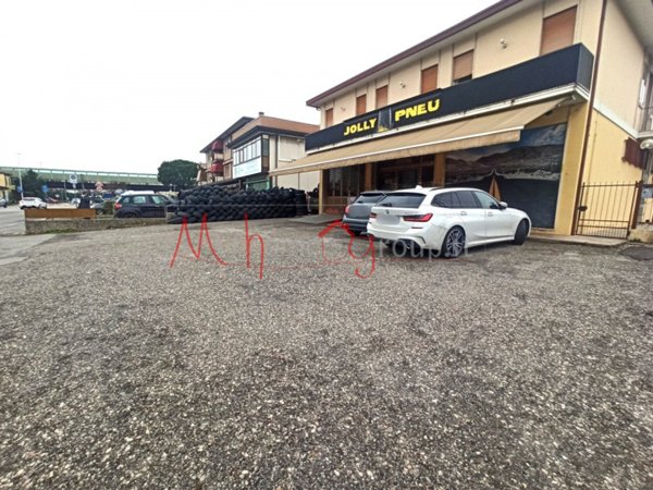 appartamento in vendita a Ponte San Nicolò in zona Roncaglia