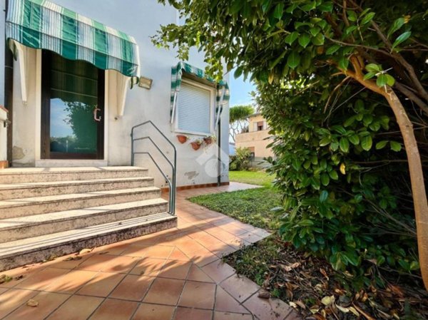 casa indipendente in vendita a Ponte San Nicolò